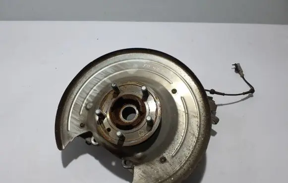 Land Rover Range Rover L405 Rear wheel hub LR142583