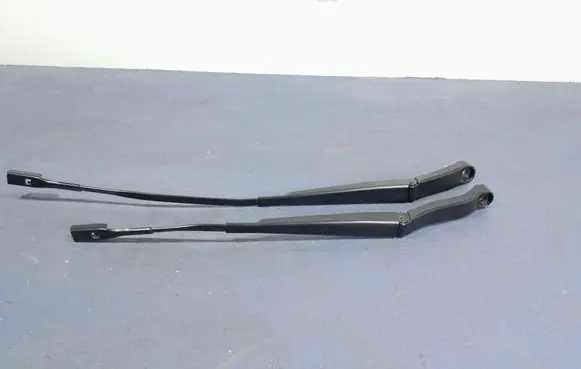 Audi Q7 4M Front wiper blade arm