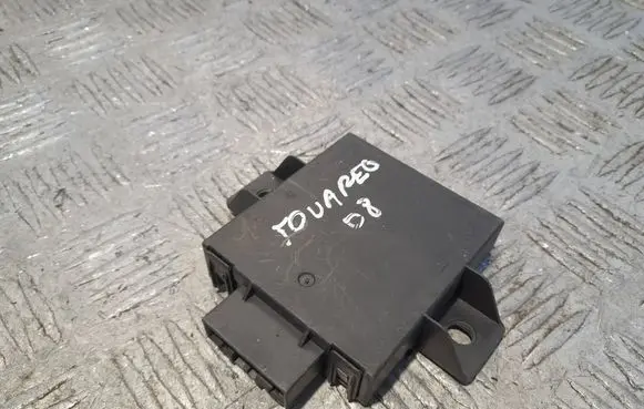 Volkswagen Touareg I Alarm control unit/module 7L0907719A 12203305