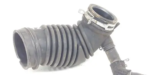 Toyota Avensis T270 Turbo air intake inlet pipe/hose 178810R020