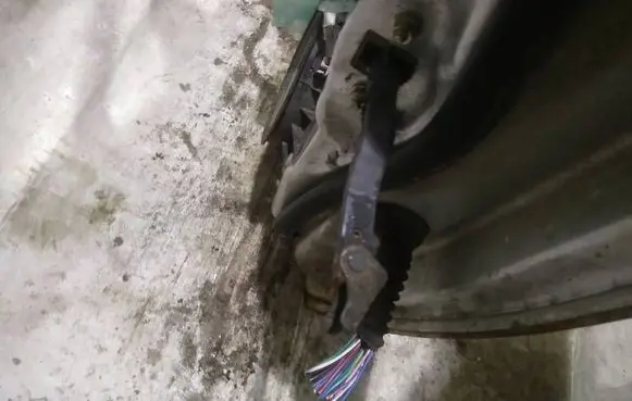 Toyota Corolla E120 E130 Front door check strap stopper 