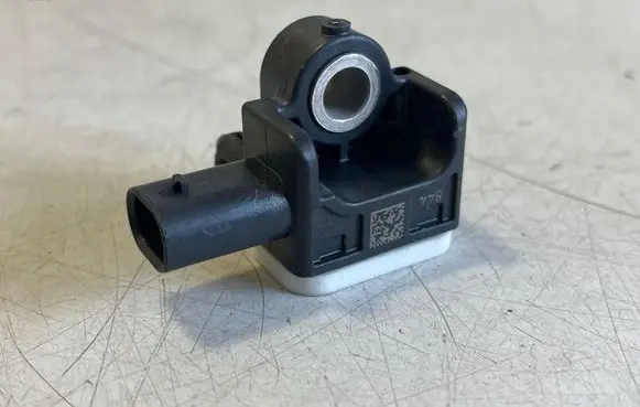 Porsche Taycan 9J1 Airbag deployment crash/impact sensor 971907651