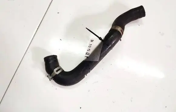 Nissan Note (E11) Engine coolant pipe/hose