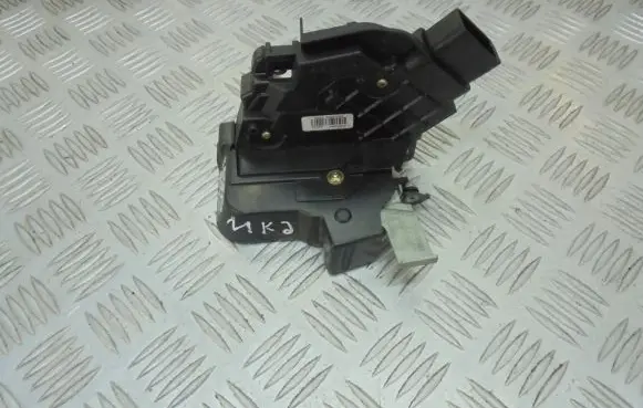 Ford Focus Rear door lock