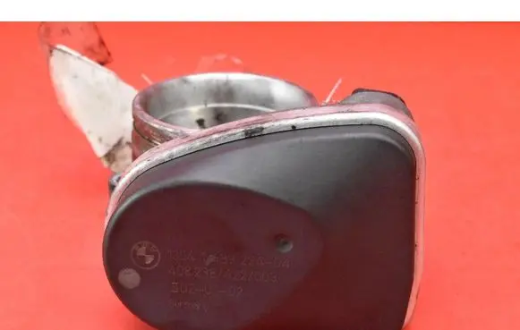 BMW 3 E46 Throttle body valve 143922404