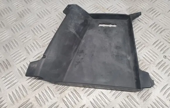 Audi Q7 4M Front bumper lower grill 4M0807151