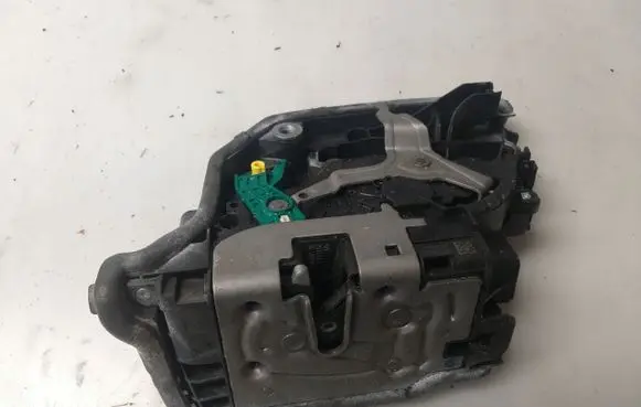 BMW X7 G07 Rear door lock 9464881198640