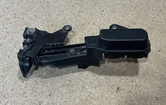 BMW 3 G20 G21 Current control relay 8736428
