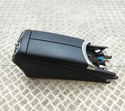 Mercedes-Benz C W205 Center console A2056801205 A2056802305