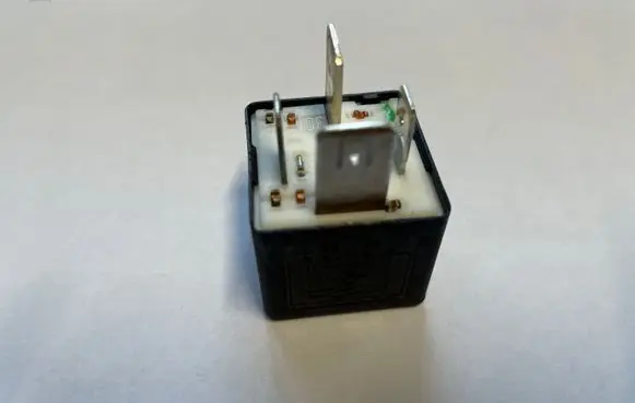 Audi A4 S4 B5 8D Other relay 443951253J