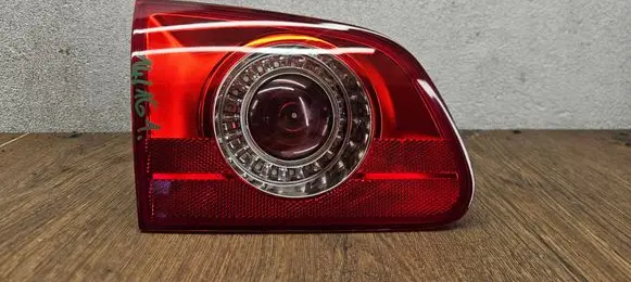 Volkswagen PASSAT B6 Tailgate rear/tail lights 3C9945093