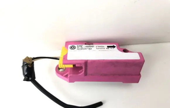 Seat Ibiza II (6k) Airbag deployment crash/impact sensor 1J0909606P 5WK42530