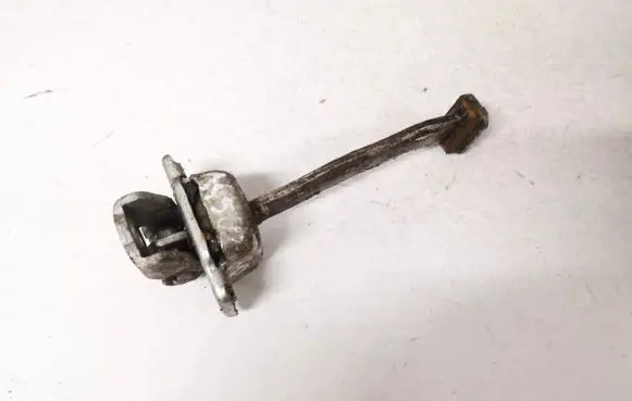 Chevrolet Epica Rear door check strap stopper