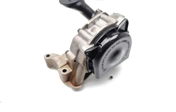 Volkswagen Tiguan Oil pump 03C103669E