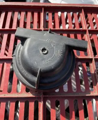 Audi 80 90 B3 Headlight/headlamp dust cover 1305219013