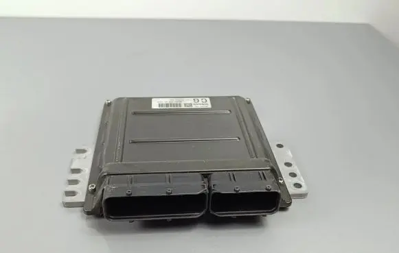 Nissan Murano Z50 Engine control unit/module MEC63750