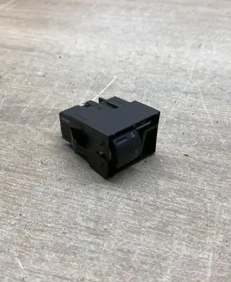 Volkswagen Touareg I Seat heating switch 7L6963569B 7L6963563A 7L6963563