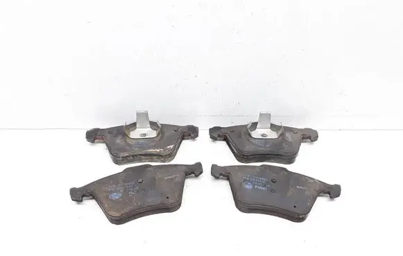 Volvo V60 Brake pads (front) 