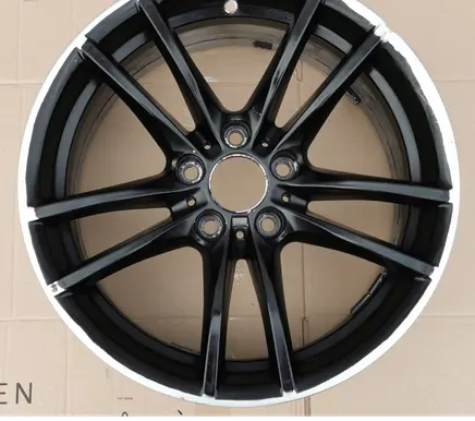 BMW M3 F80 R18 alloy rim 2284905-BAX