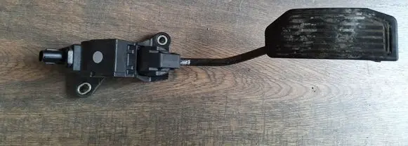 Toyota Verso Accelerator throttle pedal 7811002070
