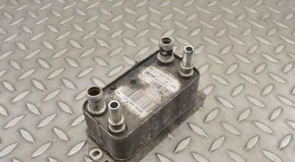 Jaguar F-Type Gearbox / Transmission oil cooler H8RE309884 AW837A095AA
