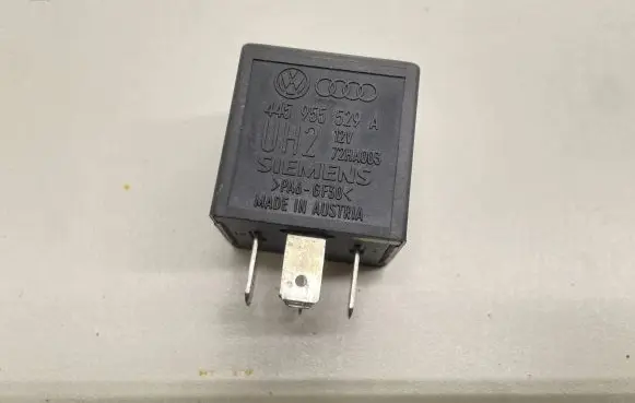 Audi A6 S6 C4 4A Other relay 445955529A