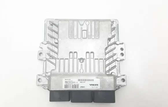 Volvo V50 Engine control unit/module S180134103A 36001407