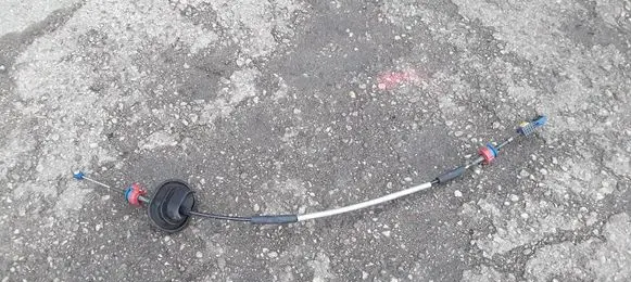 Citroen C4 I Gear shift cable linkage
