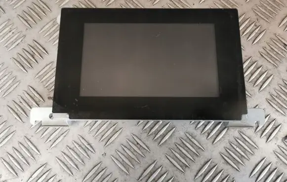 Nissan Primera Screen/display/small screen 28090