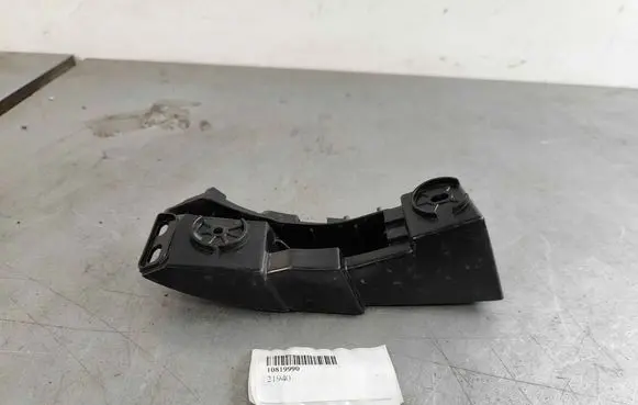 MG MG5 II Rear bumper mounting bracket 10819990