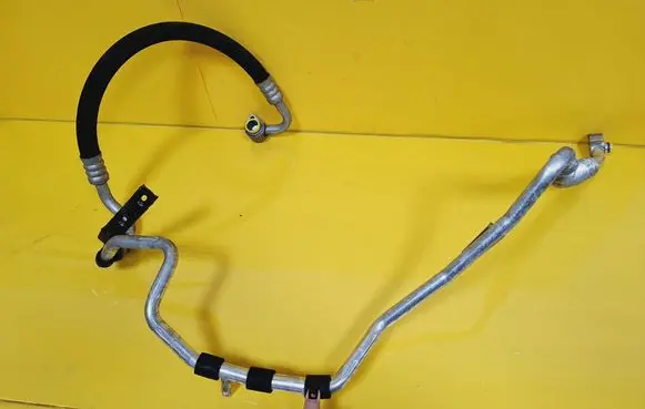 Audi A3 S3 8P Air conditioning (A/C) pipe/hose 1K0820743AK