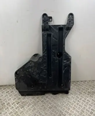 Rear underbody cover/under tray