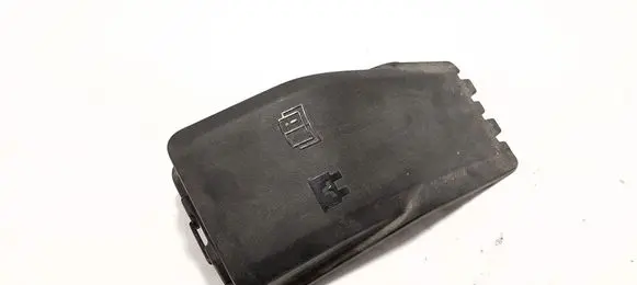 Volvo V60 Fuse box cover 30644652