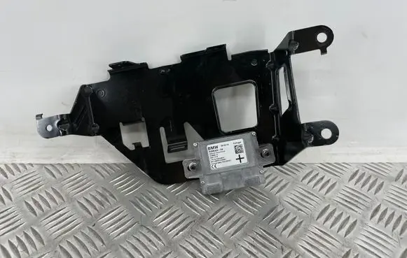 Mercedes-Benz C W205 Other control units/modules 9358302 21889810 18R0570K061