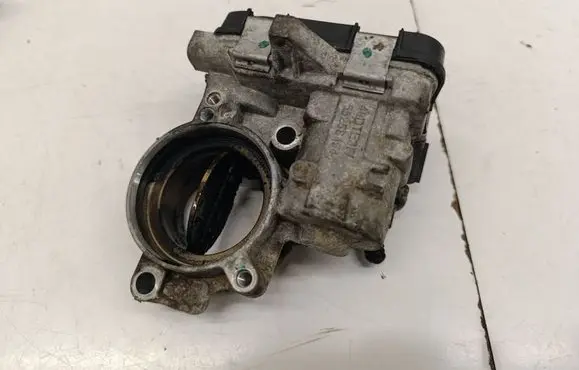 Jeep Cherokee Throttle valve 55258454