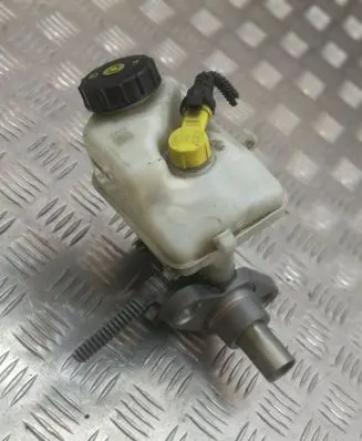 Opel Insignia A Master brake cylinder 41550110