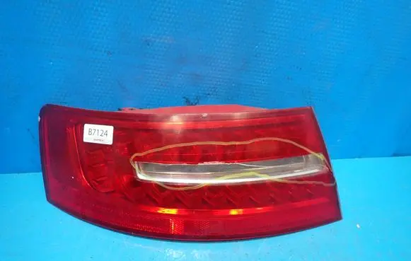 Audi A6 S6 C6 4F Rear/tail lights 4F5945095J 89319271