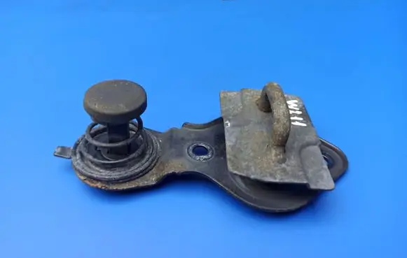 Mercedes-Benz E W211 Engine bonnet/hood lock/latch loop/hook 