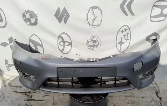 Nissan Pulsar Front bumper