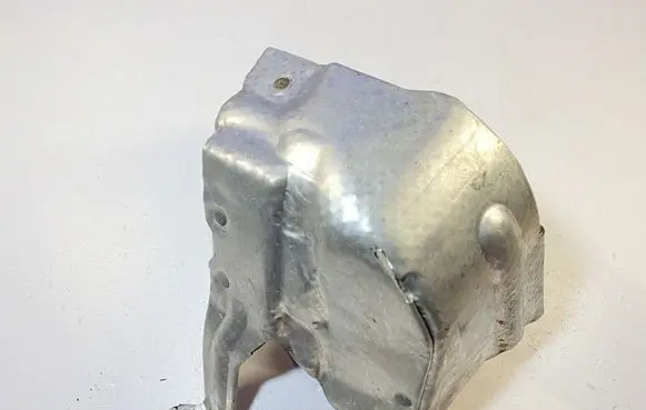 Volvo XC90 Heat shield in engine bay 31293885