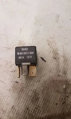 Audi A4 S4 B5 8D Other relay 443951253