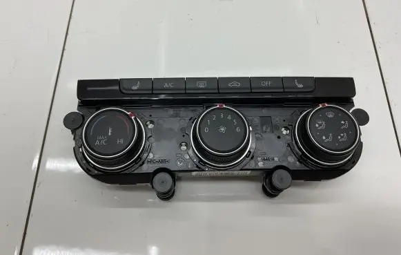 Volkswagen Golf VII Climate control unit 5G0907426AR