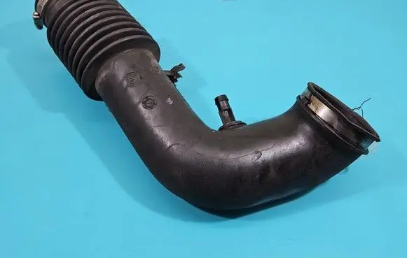 Ford Maverick Intercooler hose/pipe YL8U9R504-AF IMPRK1434228