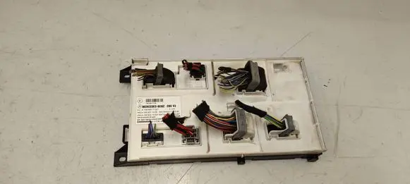 Mercedes-Benz A W176 Comfort/convenience module A1569007702