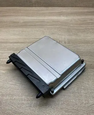Volvo S60 Engine control unit/module ECU 08677708A 0281010319