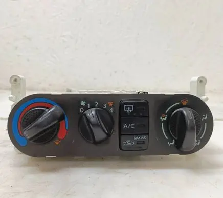 Nissan Almera N16 Climate control unit EC51136701