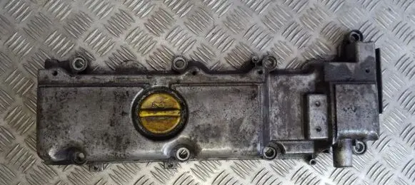 Opel Vectra B Rocker cam cover 13101754 0073485