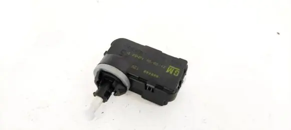Headlight level adjustment motor