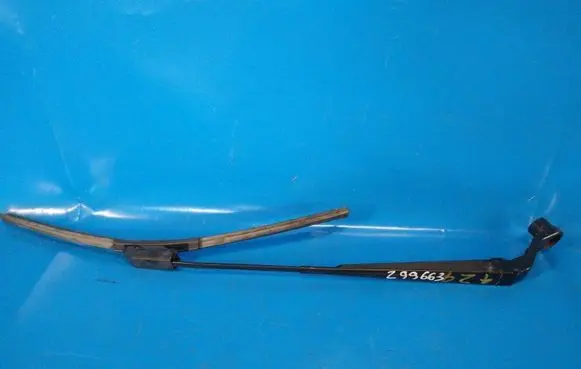Jeep Compass Front wiper blade arm 68002027AA