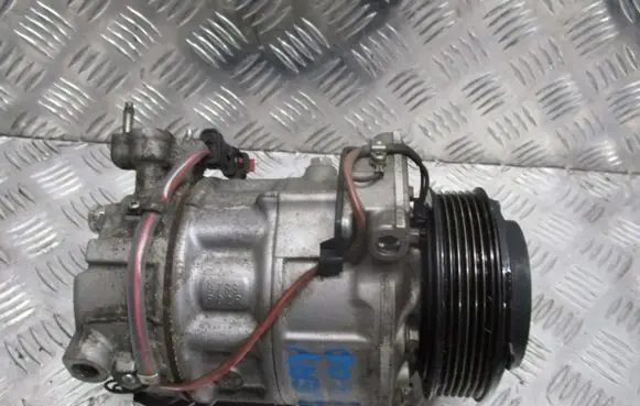 Land Rover Discovery Sport Air conditioning (A/C) compressor (pump)